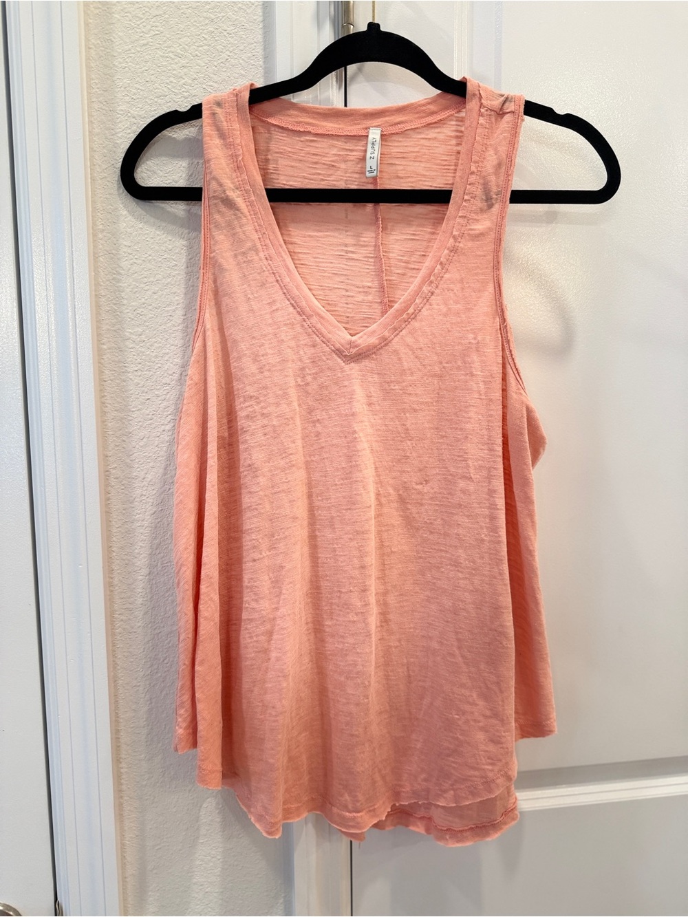 ZSupply - Lightweight Peach V-Neck Sleeveless Tank